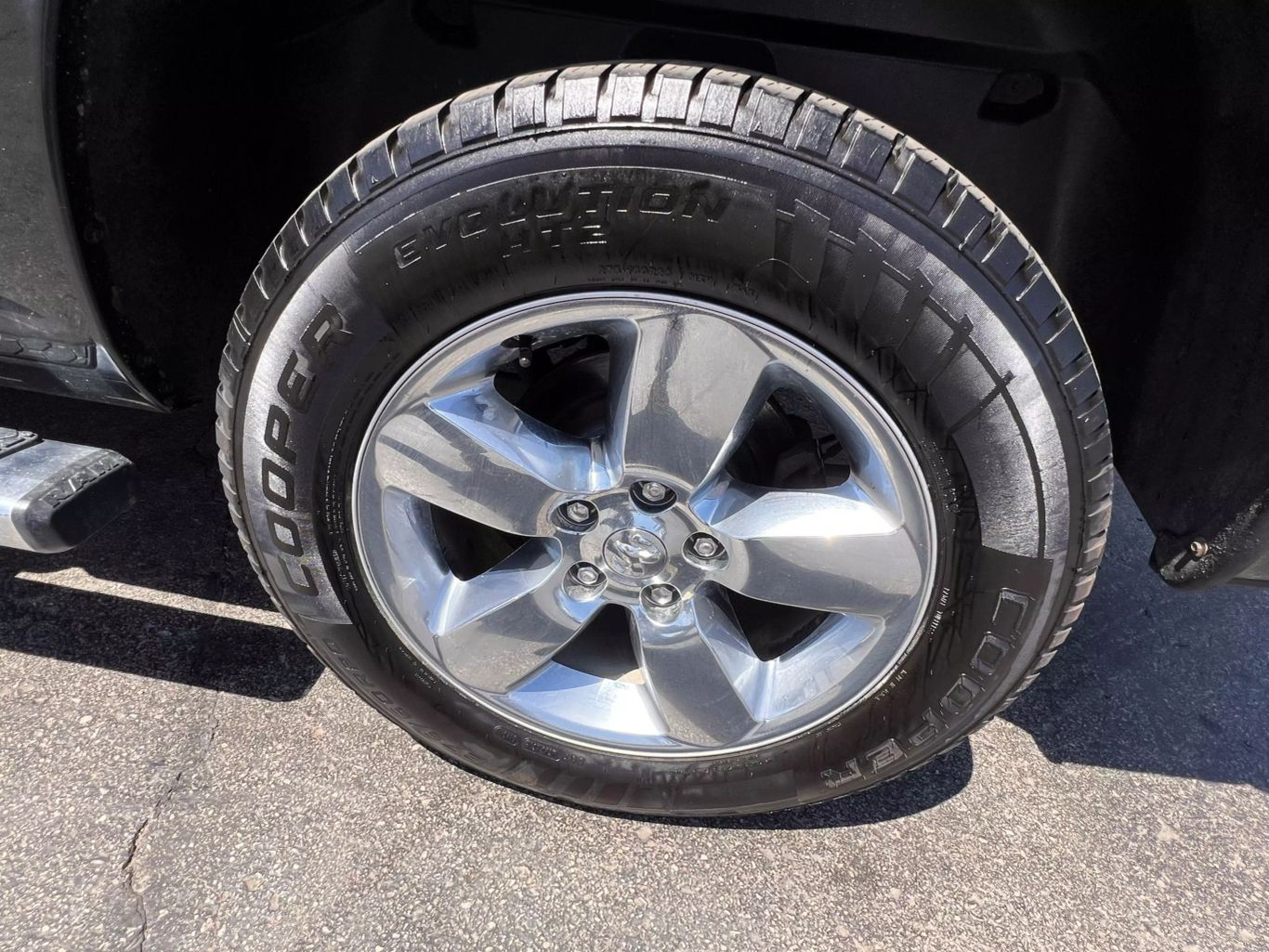 2017 Ram 1500 Quad Cab - Image 20
