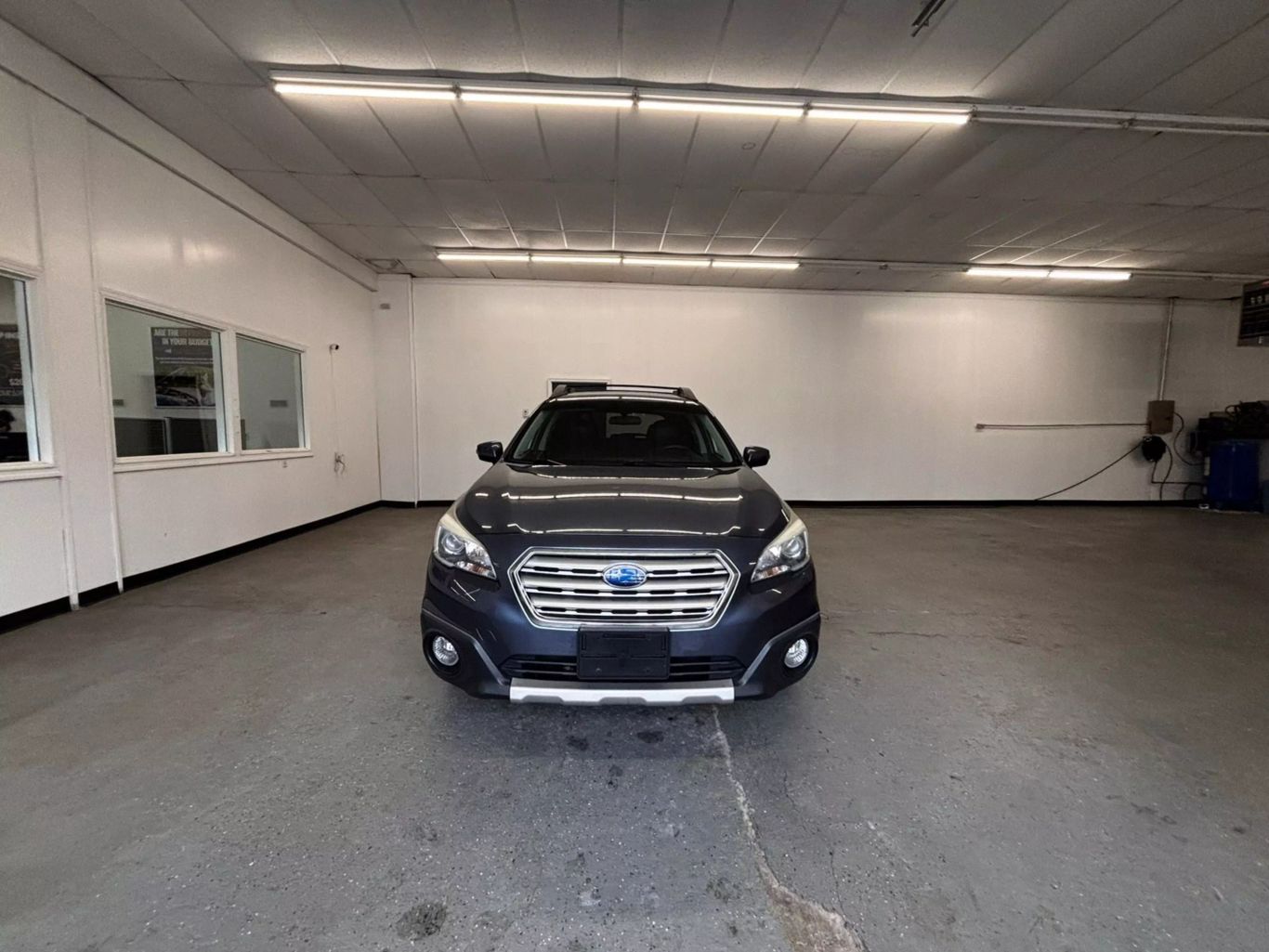 Buy Used 2015 SUBARU OUTBACK WAGON 4-CYL, PZEV, 2.5 LITER 2.5I LIMITED WAGON 4D Near Me