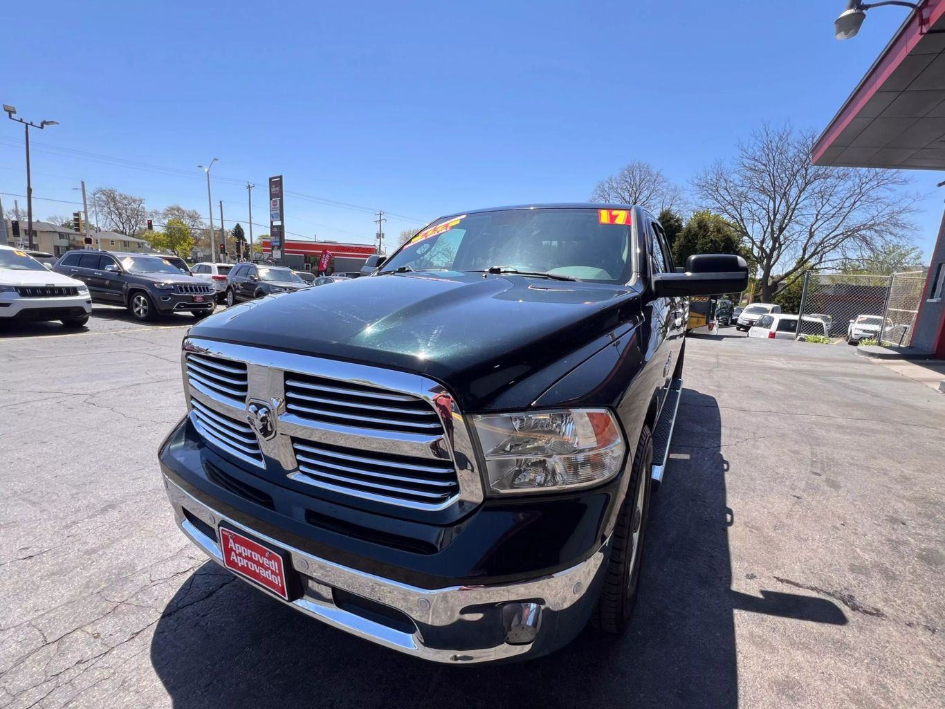 2017 Ram 1500 Quad Cab - Image 5