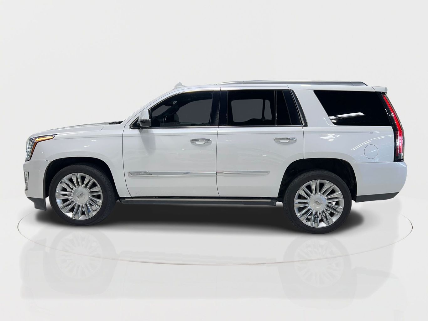 2016 CADILLAC ESCALADE SUV V8, 6.2 LITER PLATINUM SPORT UTILITY 4D
