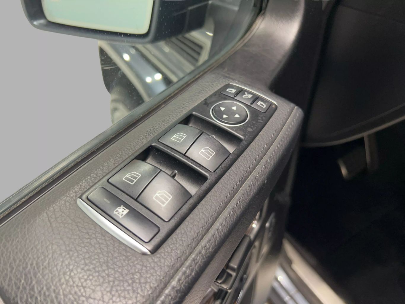 2014 MERCEDES-BENZ G-CLASS SUV V8, 5.5 LITER G 550 4MATIC SPORT UTILITY 4D