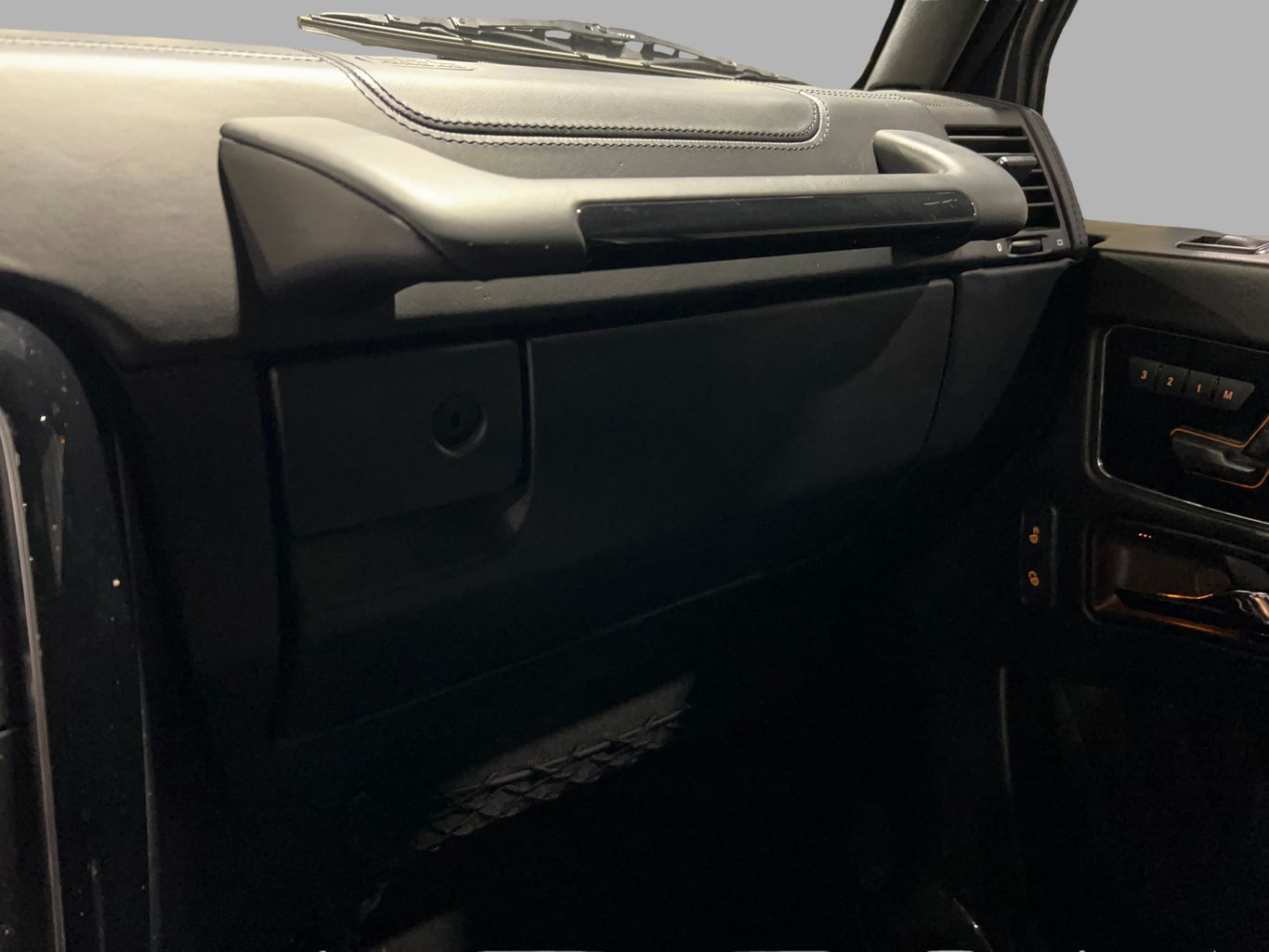 2015 MERCEDES-BENZ G-CLASS SUV V8, TWIN TURBO, 5.5 LITER G 63 AMG SPORT UTILITY 4D