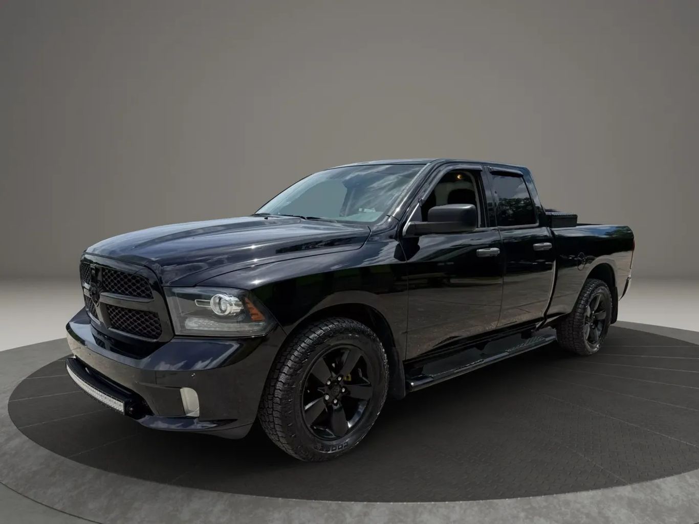 2014 RAM RAM 1500 PICKUP V8 5.7L GASOLINE QUAD CAB EXPRESS 5.7L V8