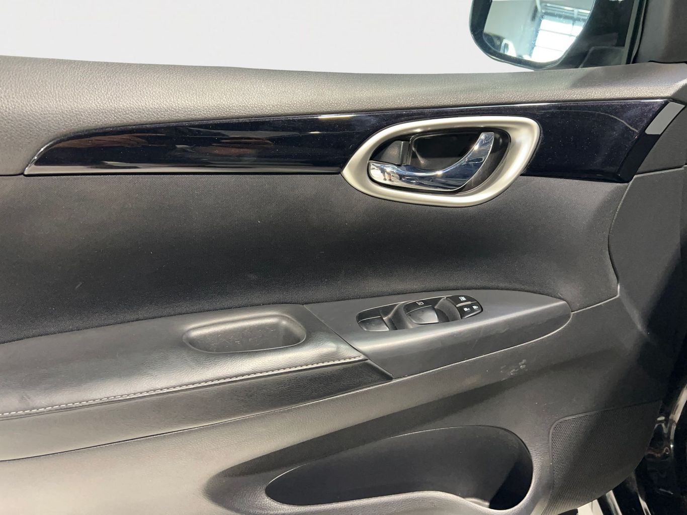 2016 NISSAN SENTRA SEDAN 4-CYL, 1.8 LITER SV SEDAN 4D