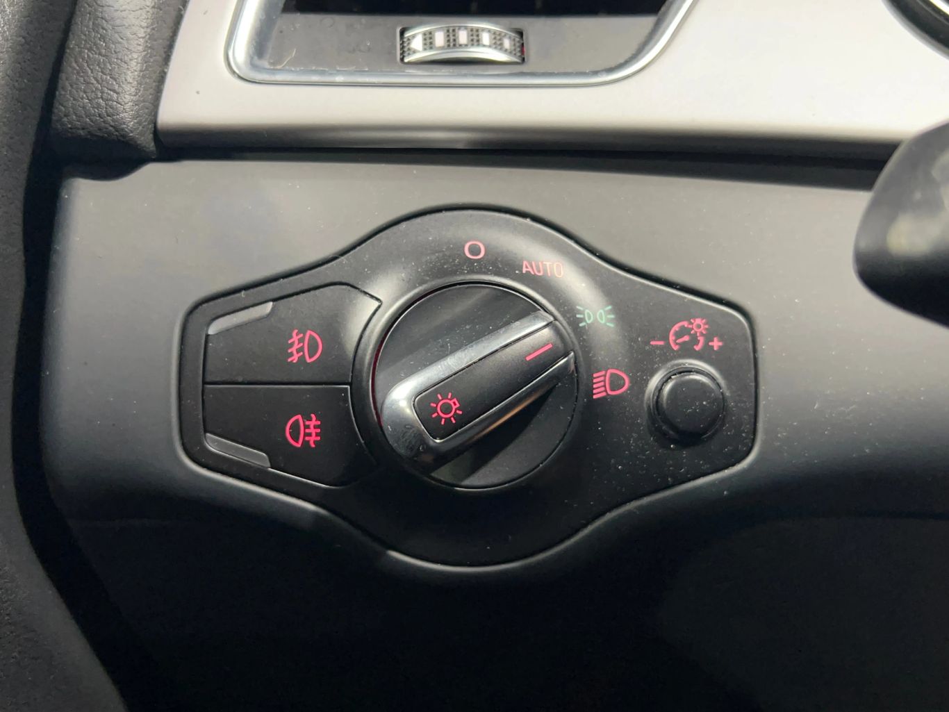 2014 AUDI A4 SEDAN 4-CYL, TURBO, 2.0 LITER PREMIUM PLUS SEDAN 4D