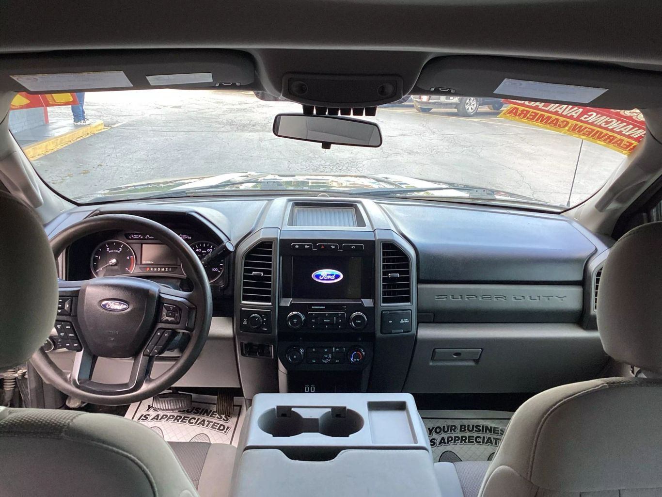2019 Ford F350 Super Duty Crew Cab - Image 13