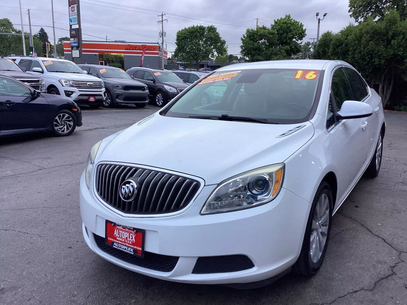 2016 Buick Verano - Image 5