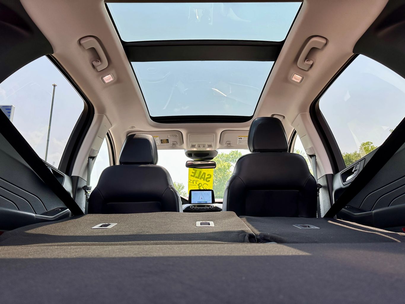2022 FORD ESCAPE SUV 4-CYL, HYBRID, 2.5 LITER TITANIUM HYBRID SPORT UTILITY 4D
