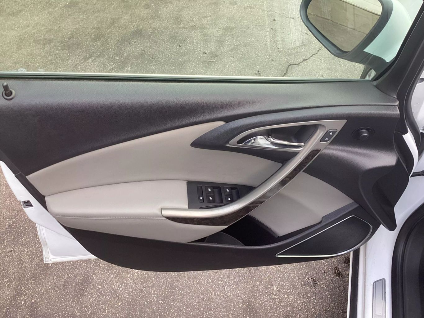 2016 Buick Verano - Image 15