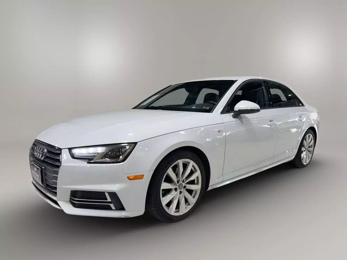 2018 AUDI A4 SEDAN 4-CYL, TURBO, 2.0 LITER ULTRA PREMIUM SEDAN 4D