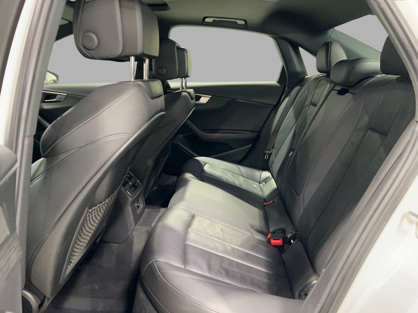 2018 AUDI A4 SEDAN 4-CYL, TURBO, 2.0 LITER ULTRA PREMIUM SEDAN 4D