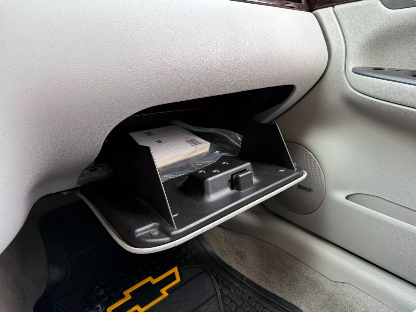 2016 CHEVROLET IMPALA LIMITED SEDAN V6, 3.6 LITER LTZ SEDAN 4D