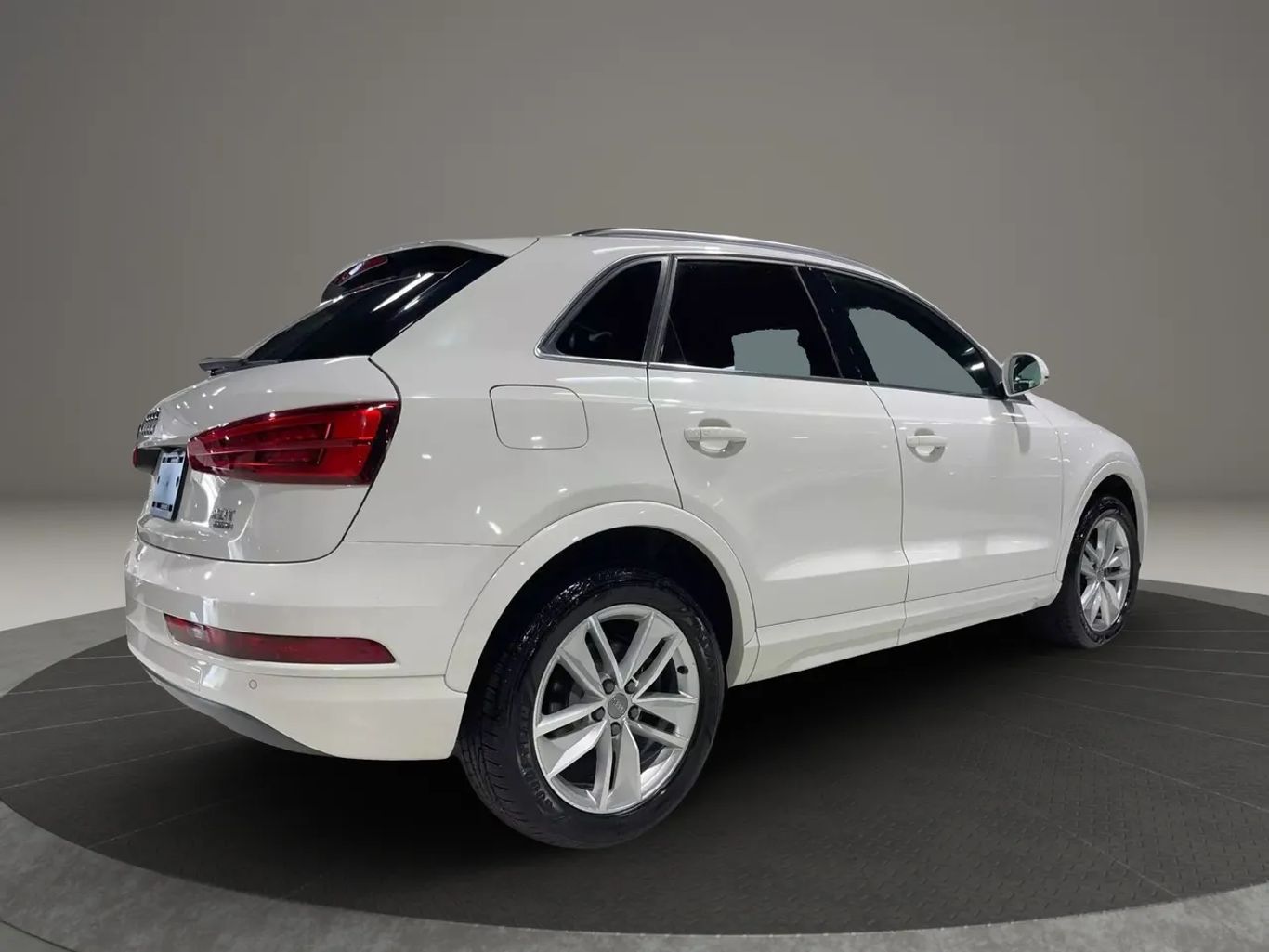 2017 AUDI Q3 SUV 4-CYL, TURBO, 2.0 LITER PREMIUM PLUS SPORT UTILITY 4D
