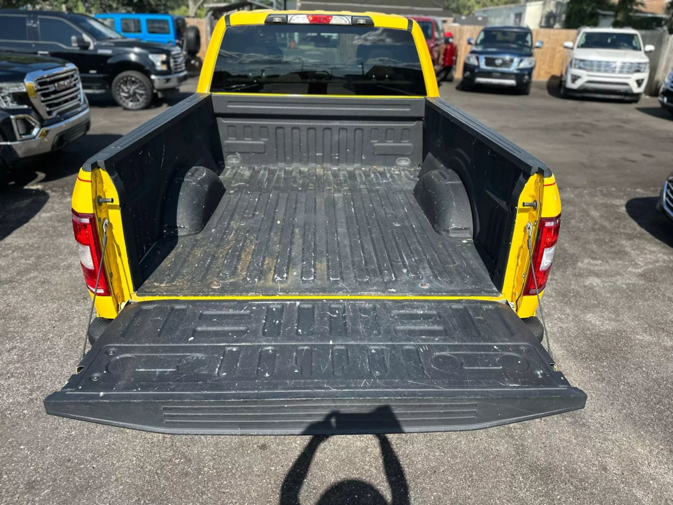 2018 FORD F150 SUPER CAB PICKUP V8, FLEX FUEL, 5.0 LITER XLT PICKUP 4D 6 1/2 FT - Tampa Motor Cars
