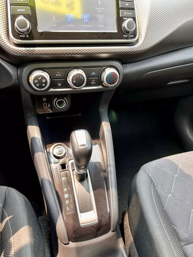2020 NISSAN KICKS SUV 4-CYL, 1.6 LITER S SPORT UTILITY 4D