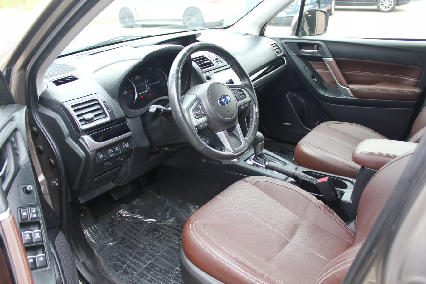 2017 Subaru Forester 2.0xt Touring Sport Utility 4d - Image 11