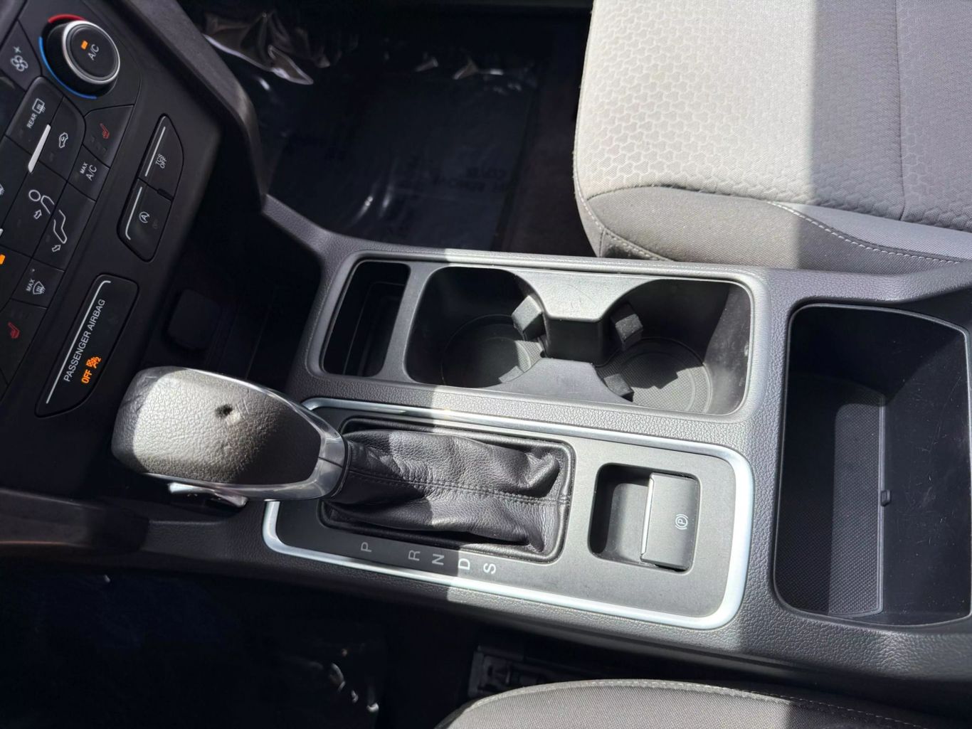 2018 FORD ESCAPE SUV 4-CYL, ECOBOOST, TURBO, 1.5 LITER SE SPORT UTILITY 4D
