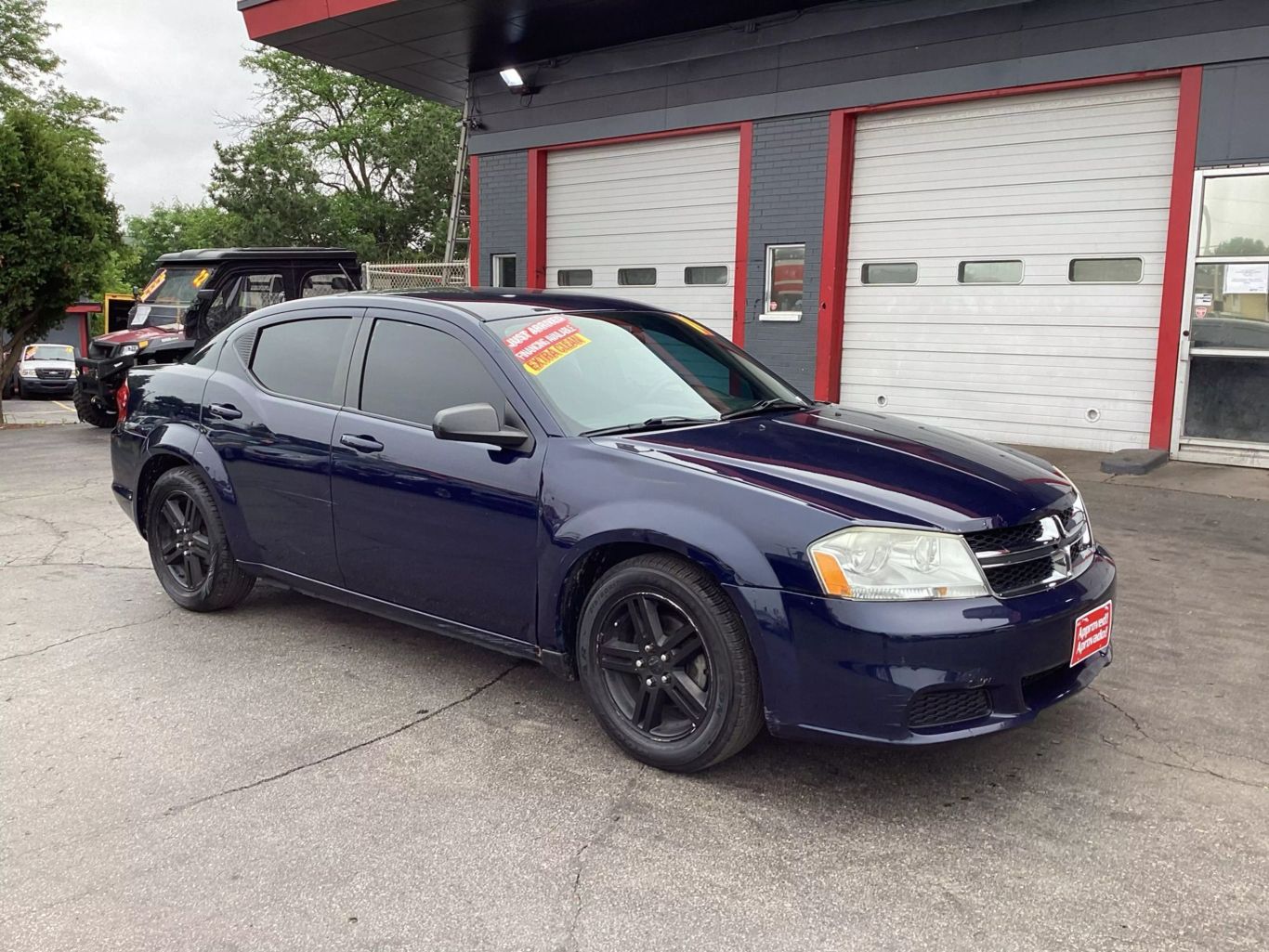 2014 Dodge Avenger - Image 2