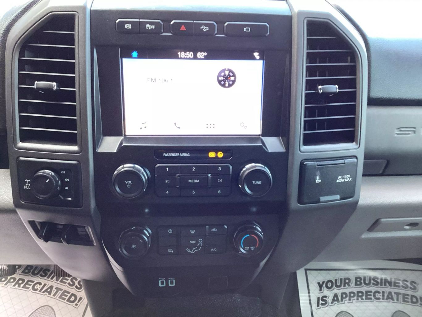2019 Ford F350 Super Duty Crew Cab - Image 16