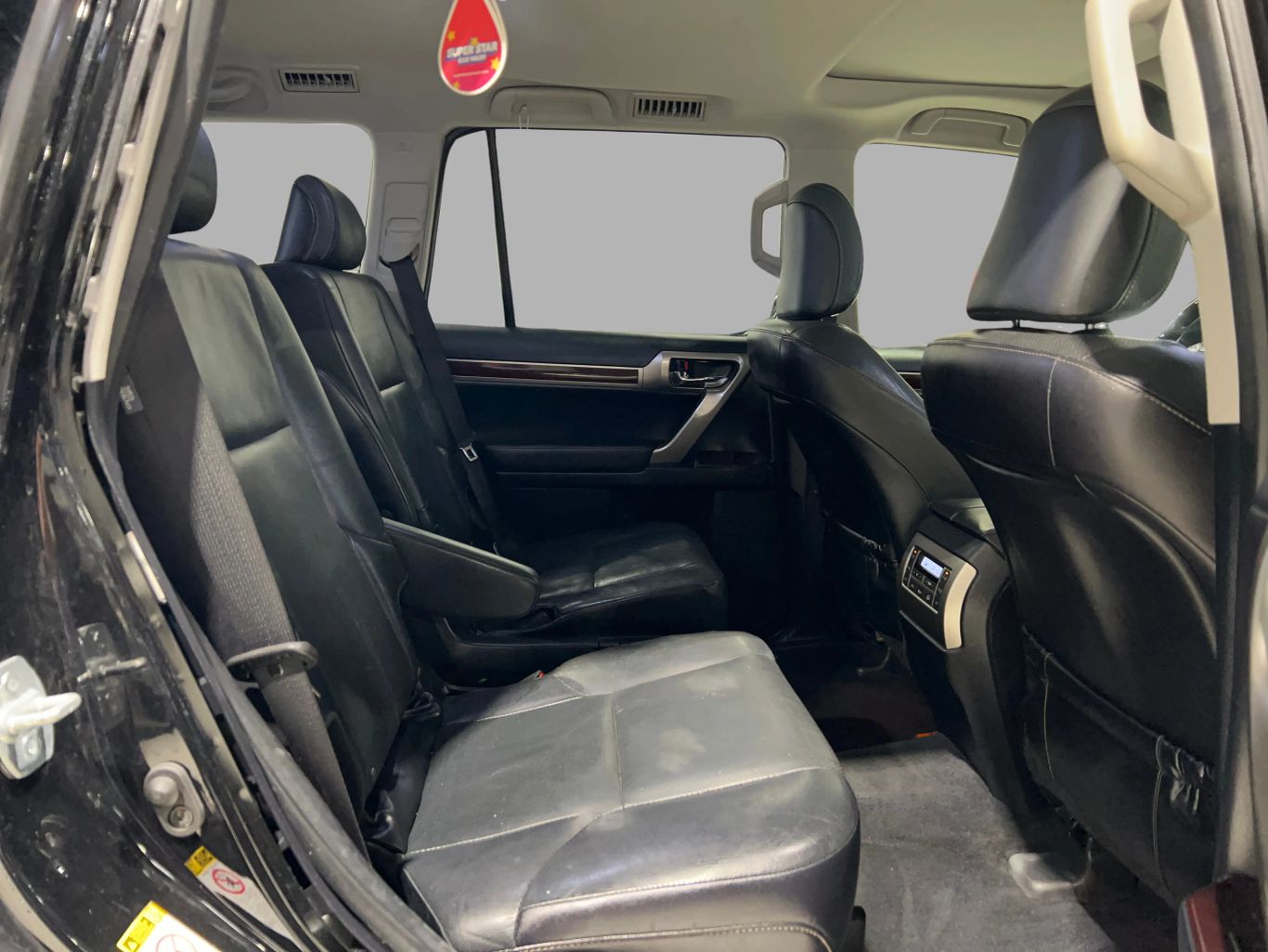 2017 LEXUS GX SUV V8, 4.6 LITER GX 460 SPORT UTILITY 4D