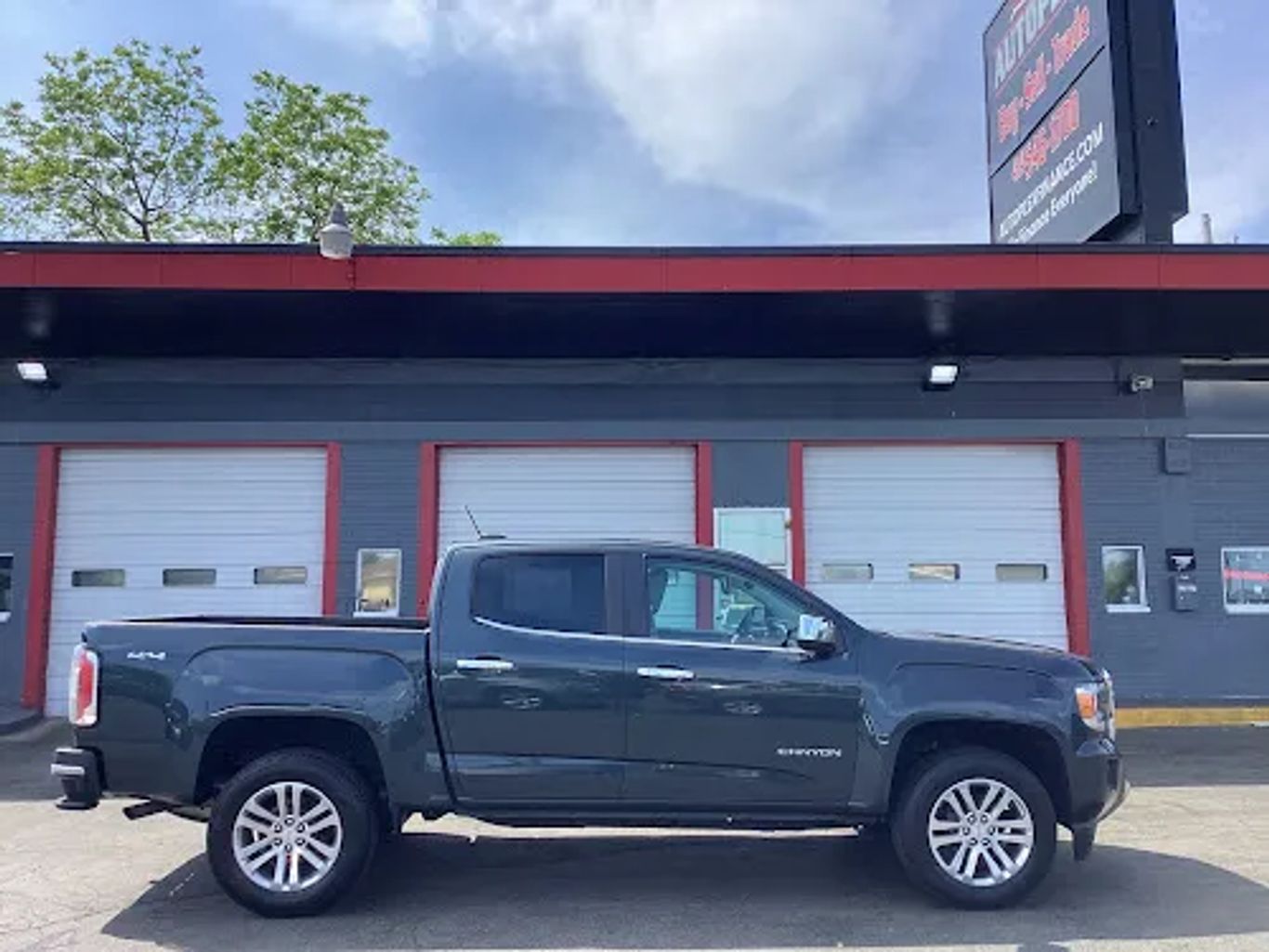 2017 Gmc Canyon Crew Cab - Image 1