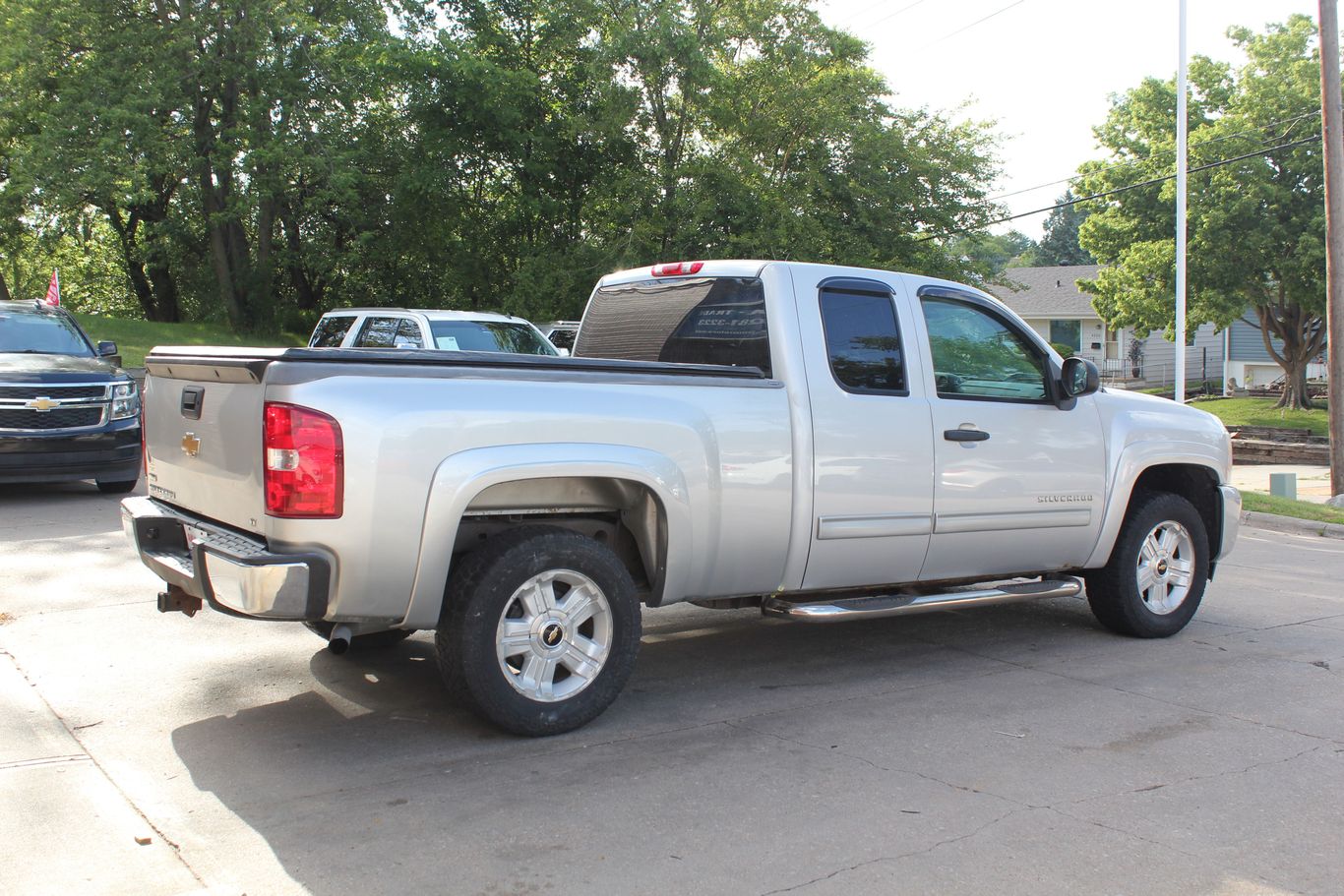 2010 Chevrolet Silverado 1500 Extended Cab Lt Pickup 4d 6 1/2 Ft - Image 9