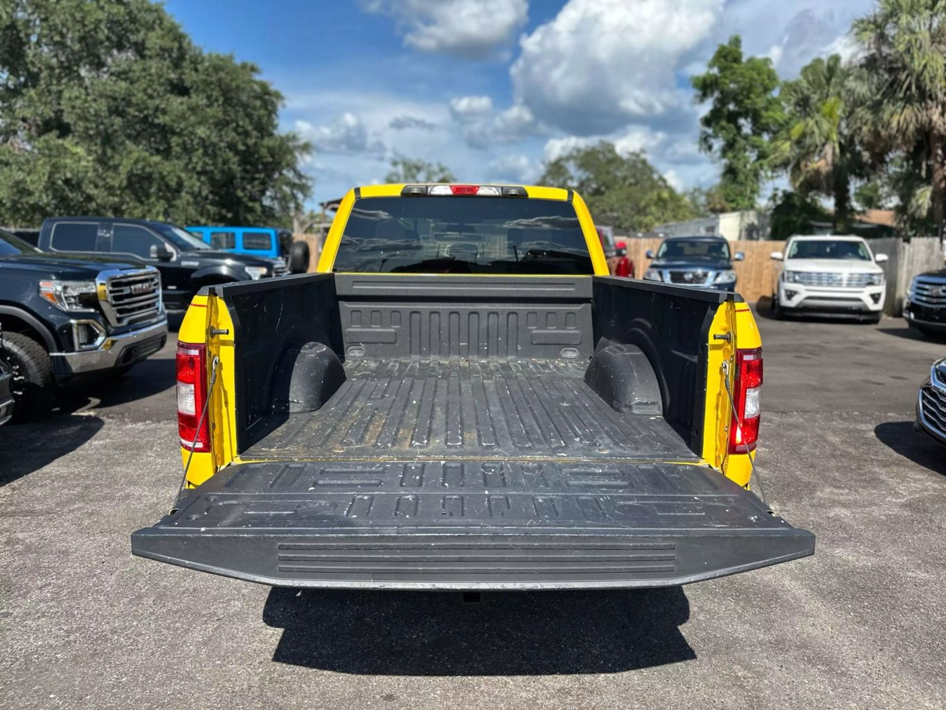2018 FORD F150 SUPER CAB PICKUP V8, FLEX FUEL, 5.0 LITER XLT PICKUP 4D 6 1/2 FT - Tampa Motor Cars