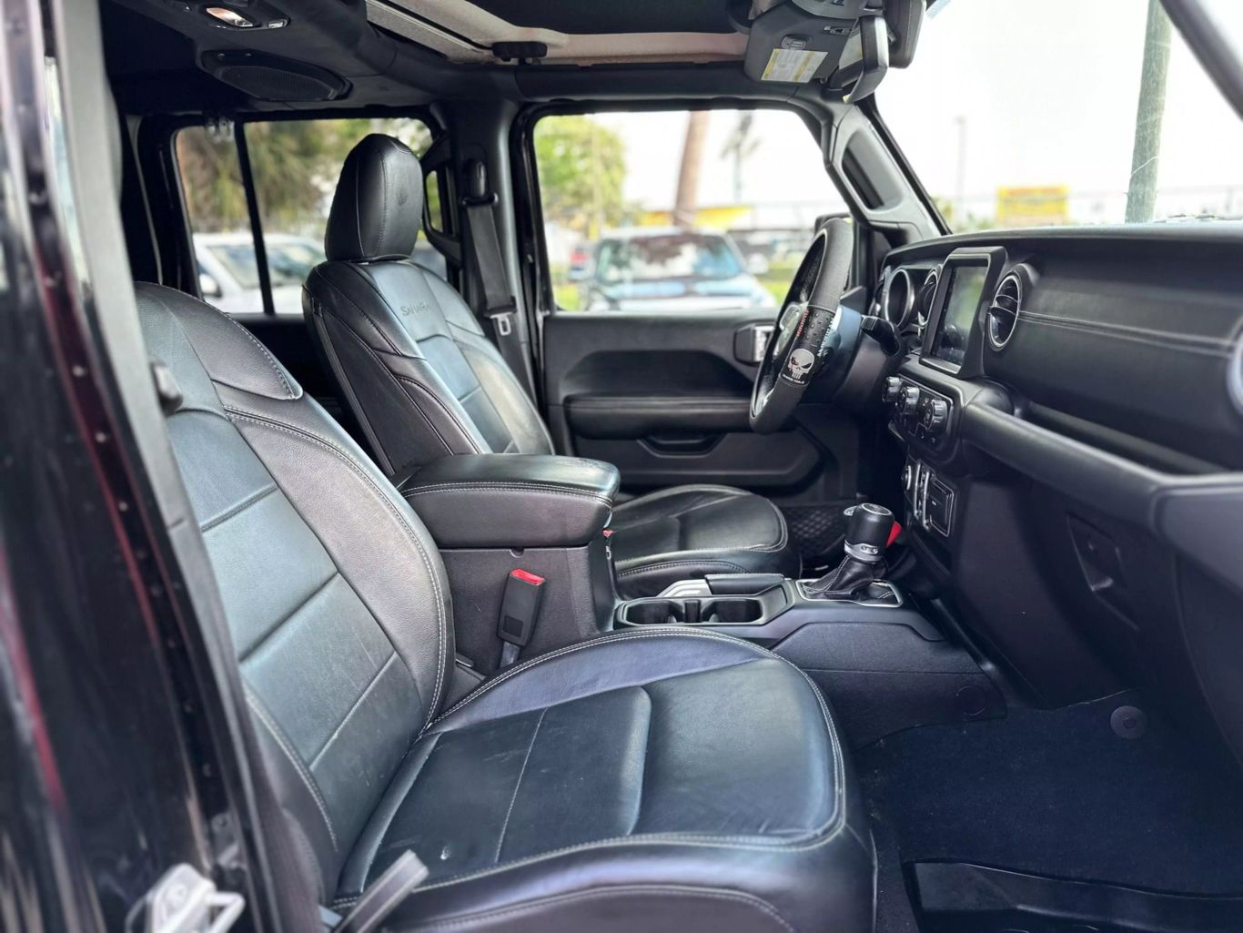 2018 JEEP WRANGLER UNLIMITED SUV 4-CYL, TURBO, 2.0 LITER ALL NEW SAHARA SPORT UTILITY 4D - Tampa Motor Cars