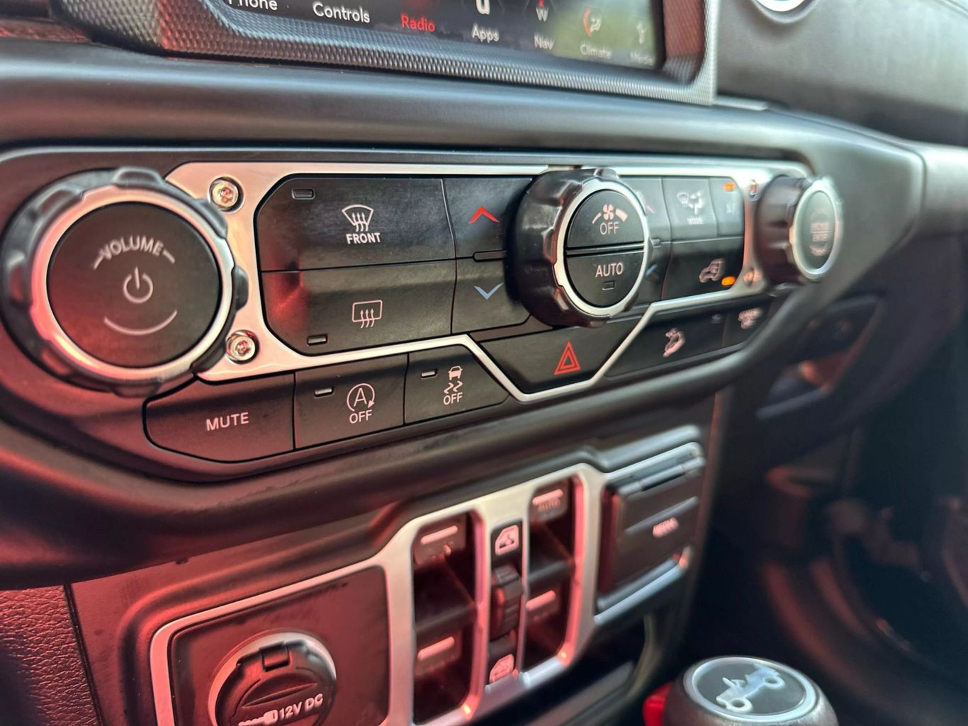 2018 JEEP WRANGLER UNLIMITED SUV 4-CYL, TURBO, 2.0 LITER ALL NEW SAHARA SPORT UTILITY 4D - Tampa Motor Cars