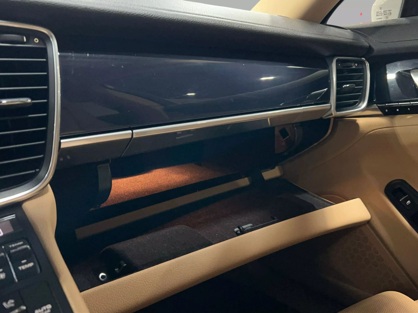 2016 PORSCHE PANAMERA SEDAN V6, 3.6 LITER 4 EDITION SEDAN 4D