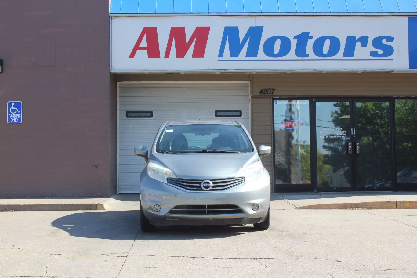 2015 Nissan Versa Note S Plus Hatchback 4d - Image 2