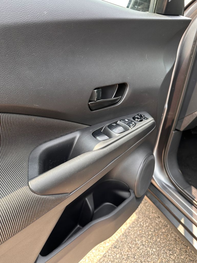 2020 NISSAN KICKS SUV 4-CYL, 1.6 LITER S SPORT UTILITY 4D