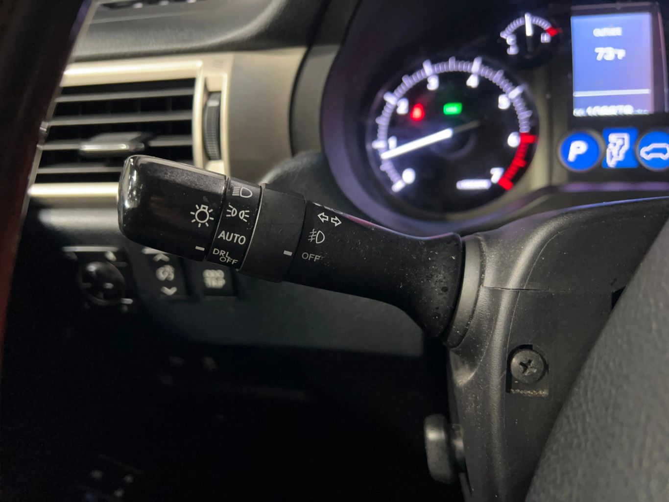 2017 LEXUS GX SUV V8, 4.6 LITER GX 460 SPORT UTILITY 4D