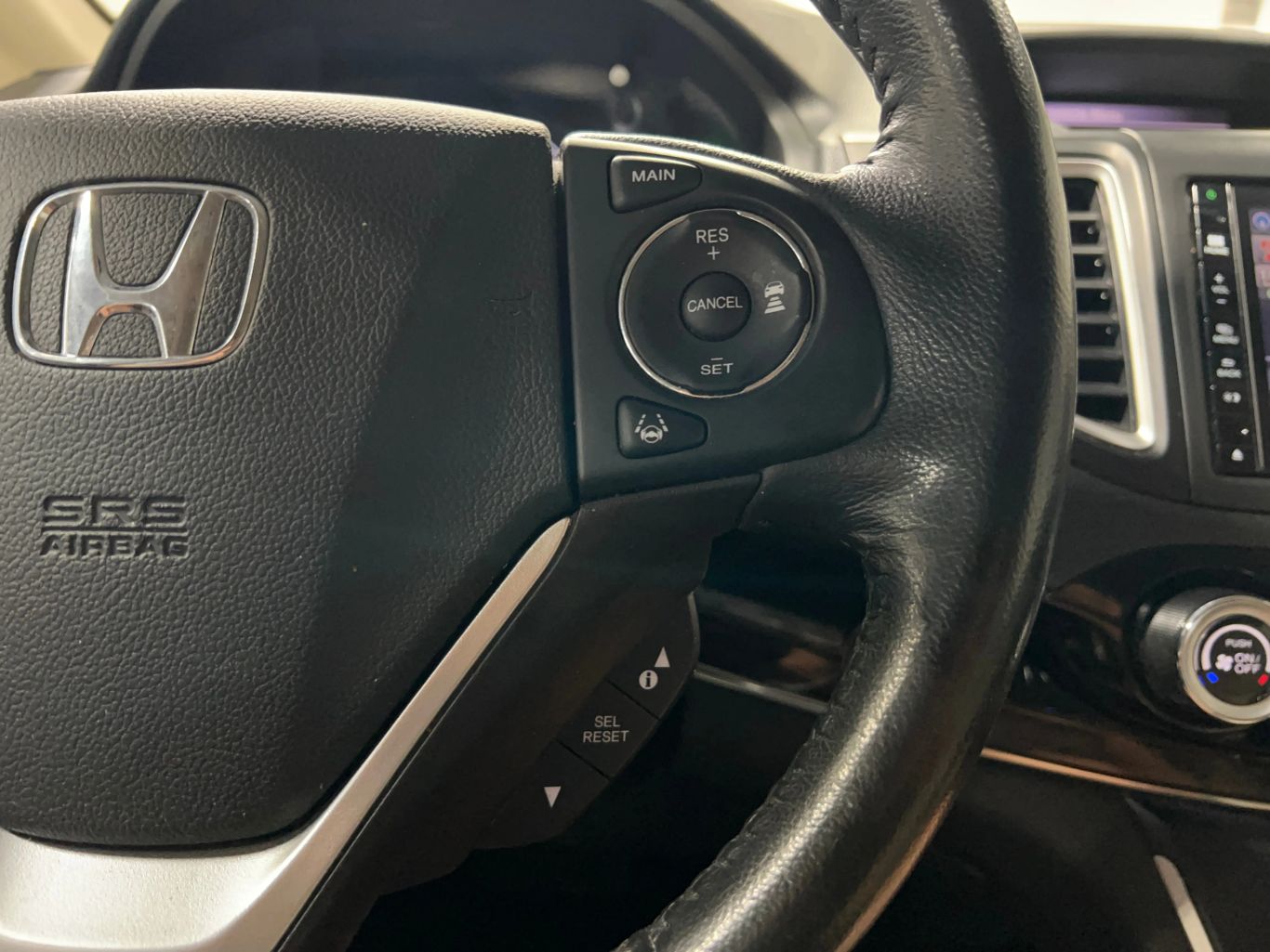 2015 HONDA CR-V SUV 4-CYL, I-VTEC, 2.4 LITER TOURING SPORT UTILITY 4D