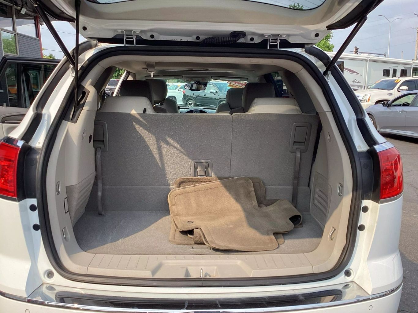 2016 Buick Enclave - Image 13
