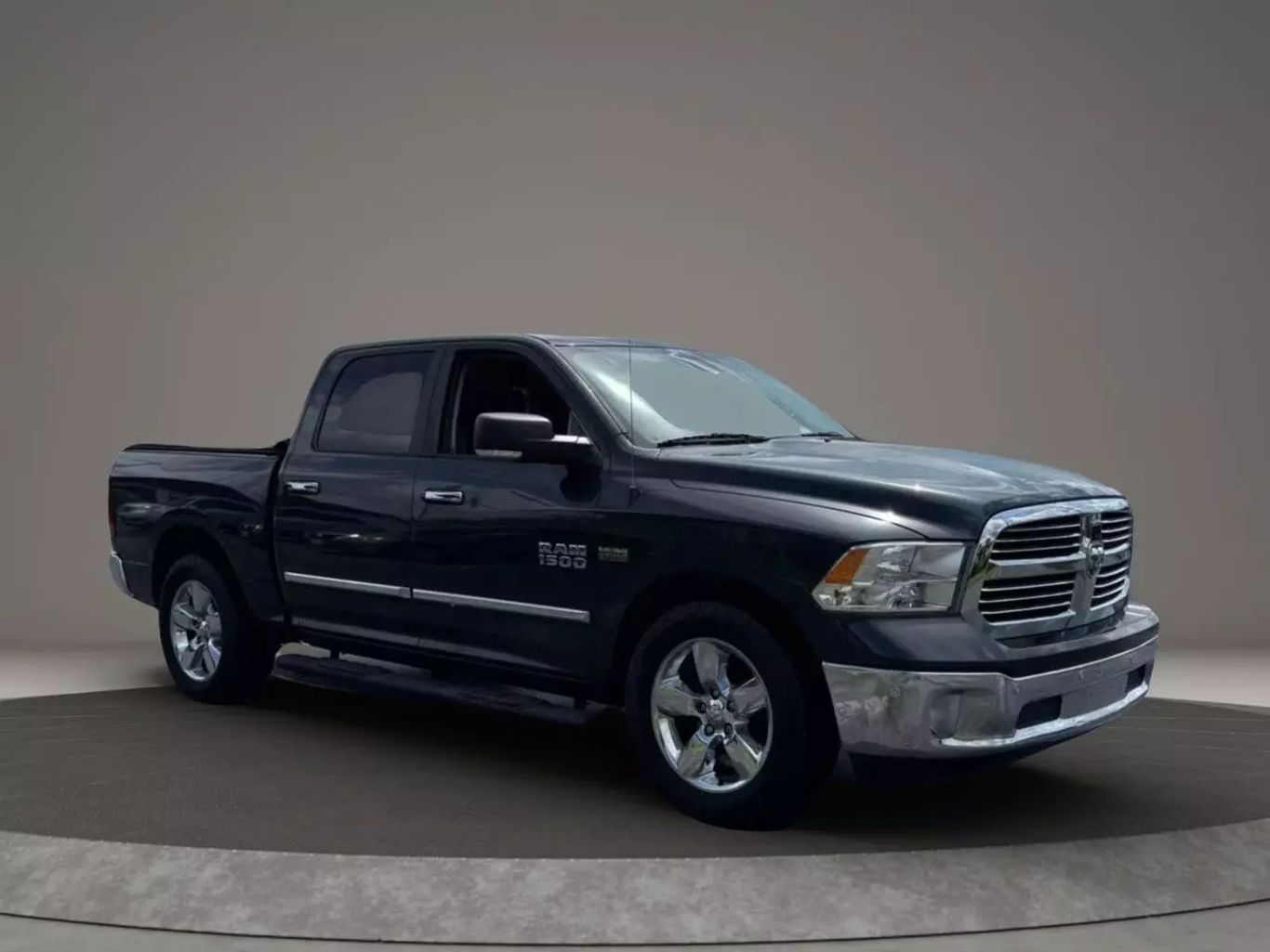 2016 RAM 1500 CREW CAB PICKUP V8, HEMI, 5.7 LITER SLT PICKUP 4D 5 1/2 FT