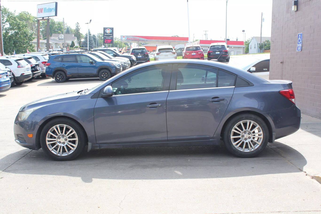 2013 Chevrolet Cruze Eco Sedan 4d - Image 4