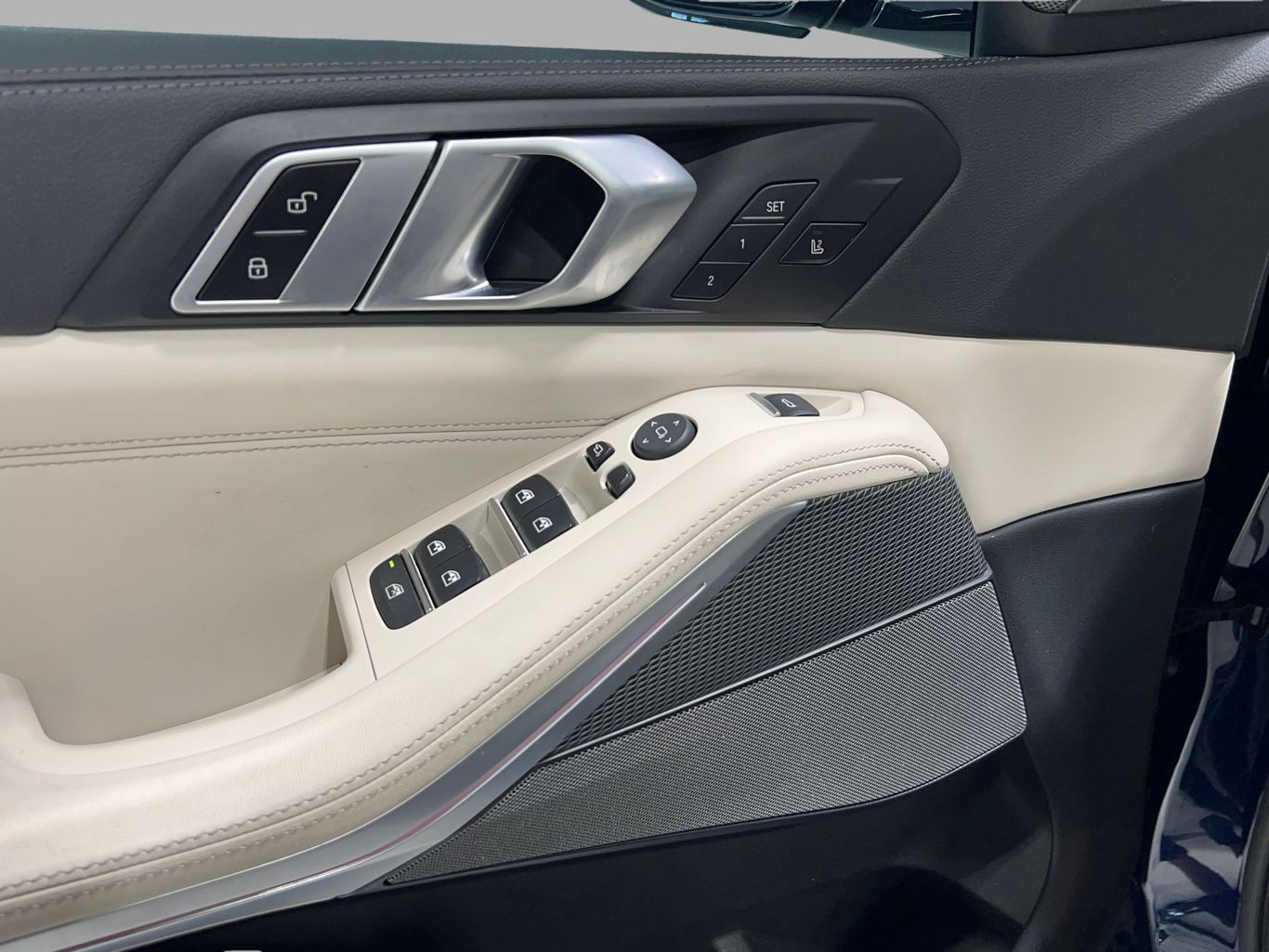 2022 BMW X5 SUV V8, TWIN TURBO, 4.4 LITER M50I SPORT UTILITY 4D
