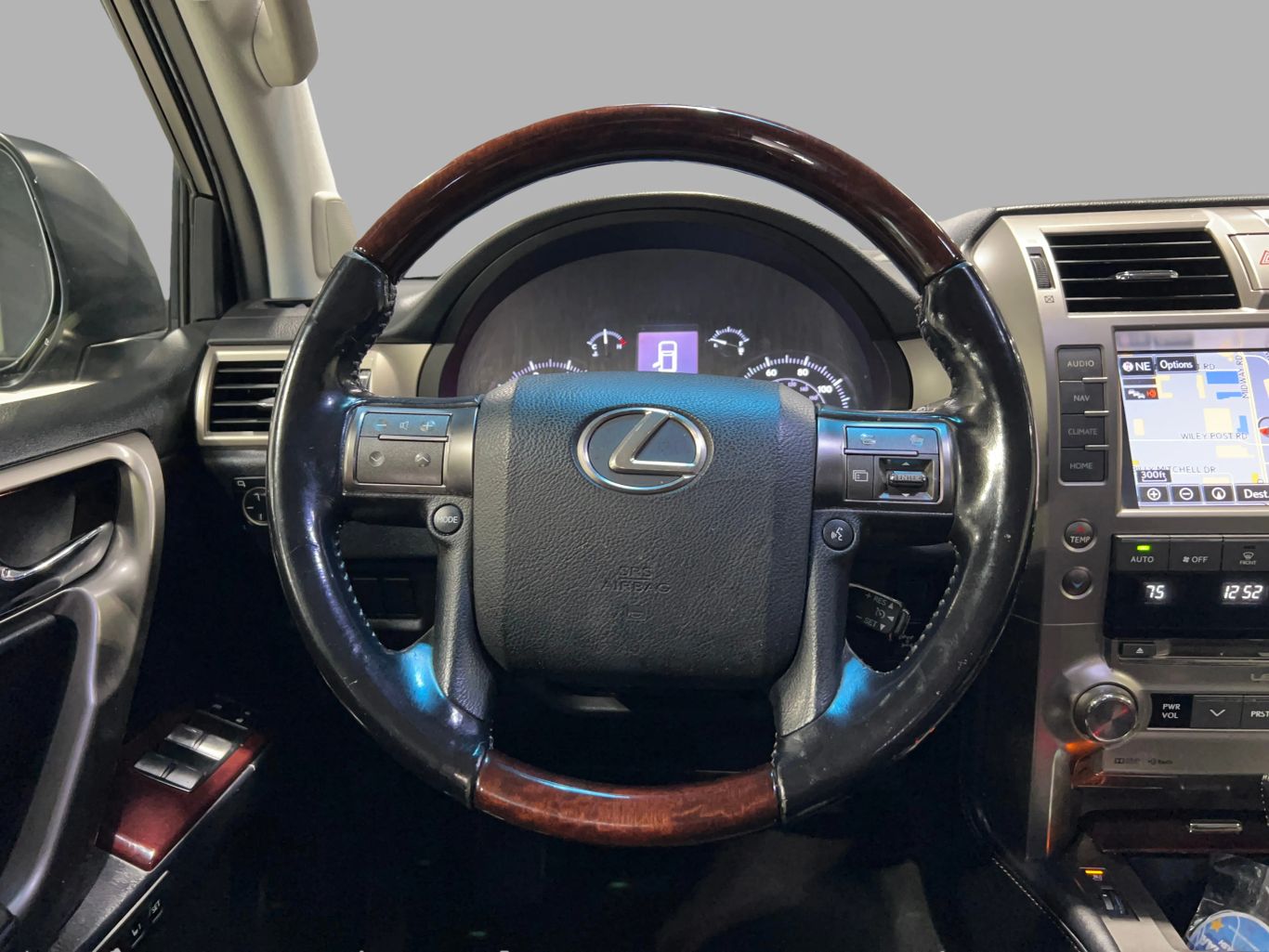 2017 LEXUS GX SUV V8, 4.6 LITER GX 460 SPORT UTILITY 4D