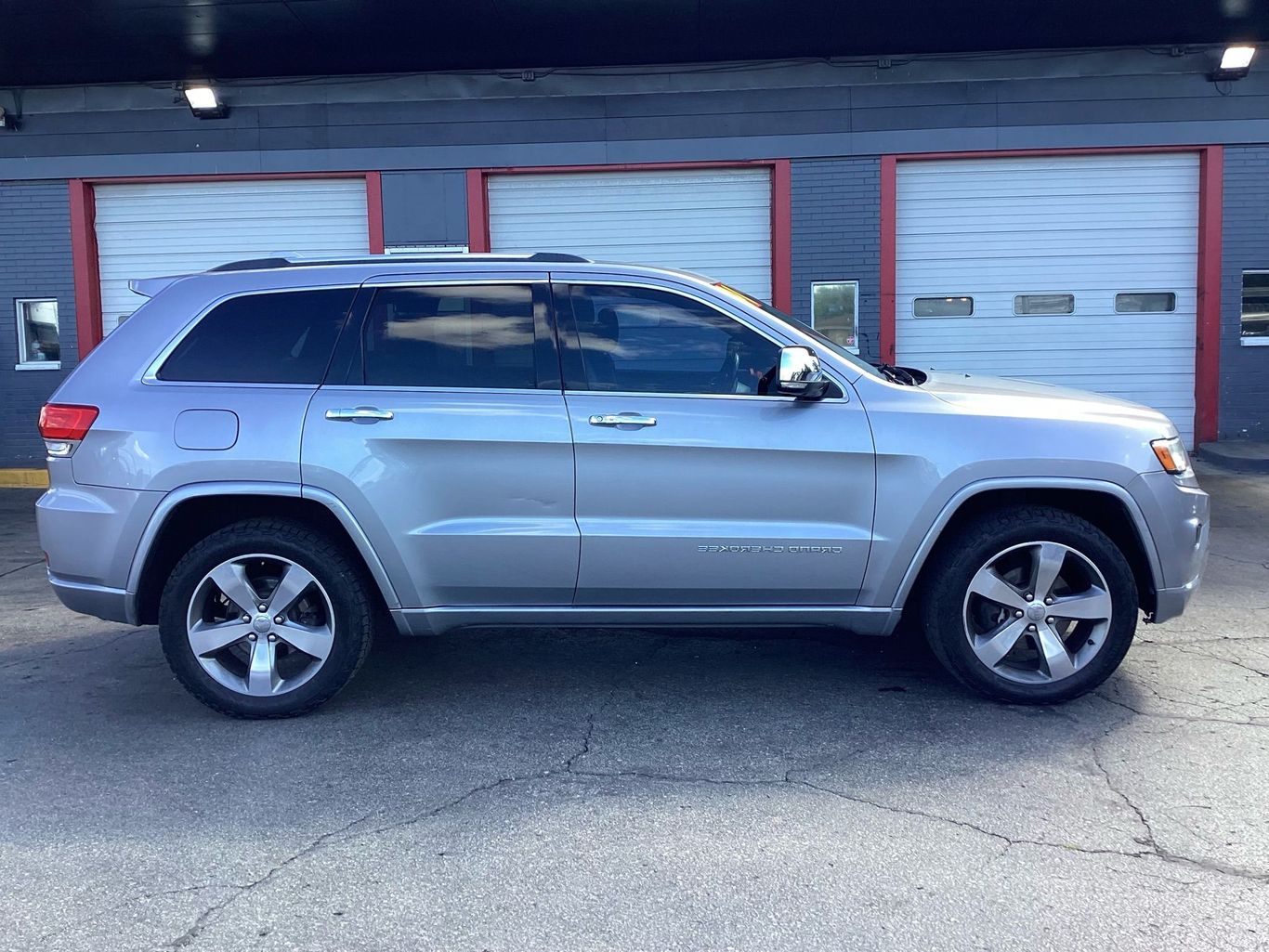 2014 Jeep Grand Cherokee - Image 1