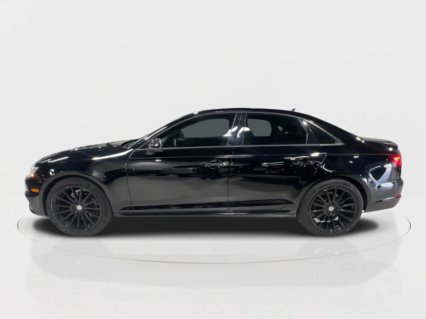 2018 AUDI A4 SEDAN 4-CYL, TURBO, 2.0 LITER ULTRA PREMIUM SEDAN 4D