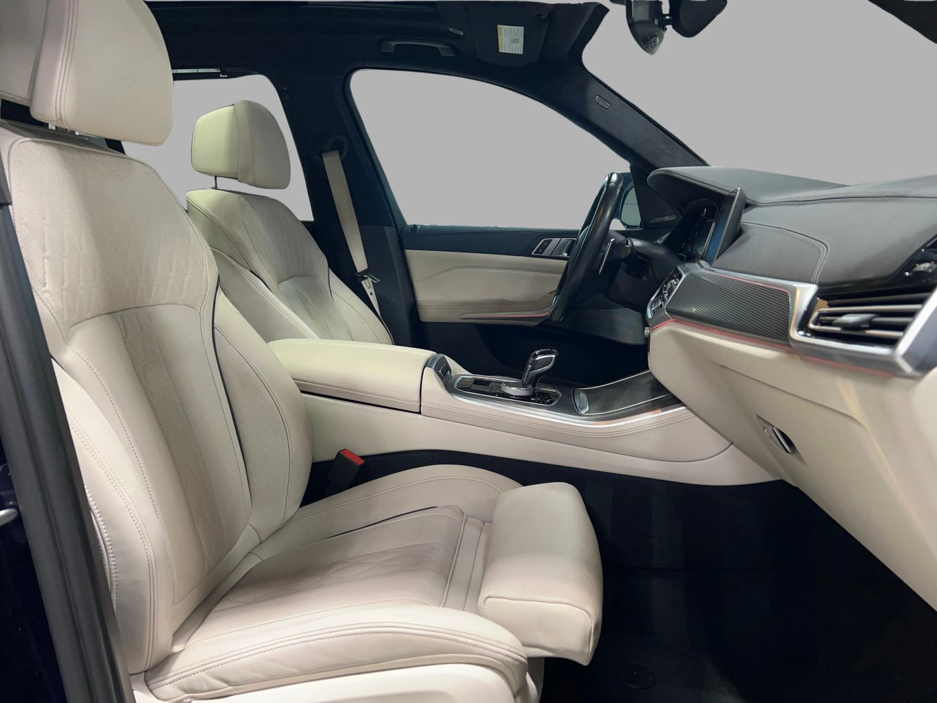 2022 BMW X5 SUV V8, TWIN TURBO, 4.4 LITER M50I SPORT UTILITY 4D