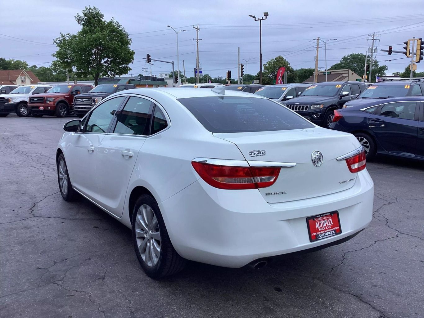 2016 Buick Verano - Image 8