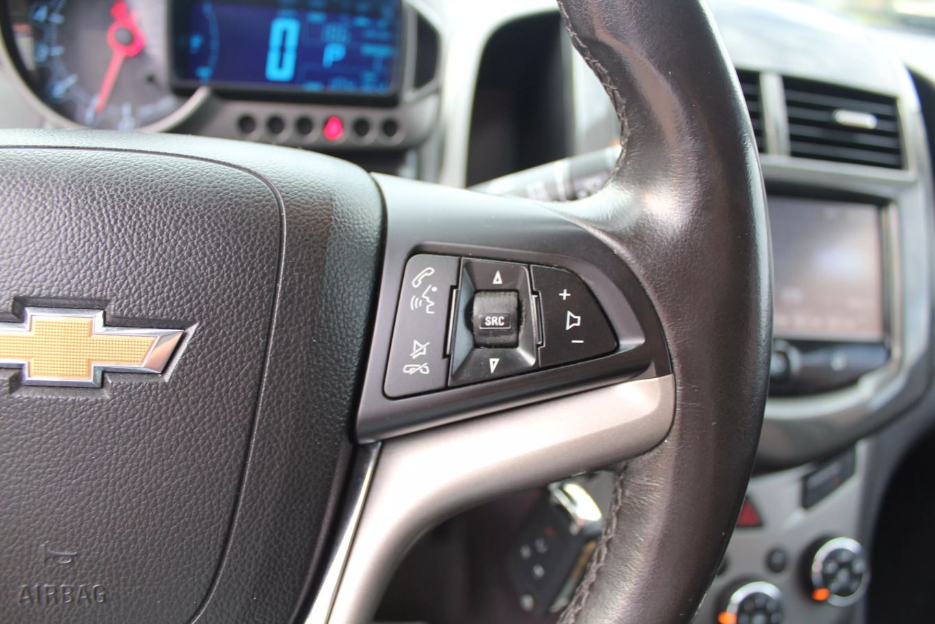 2014 Chevrolet Sonic Ltz Hatchback Sedan 4d - Image 21