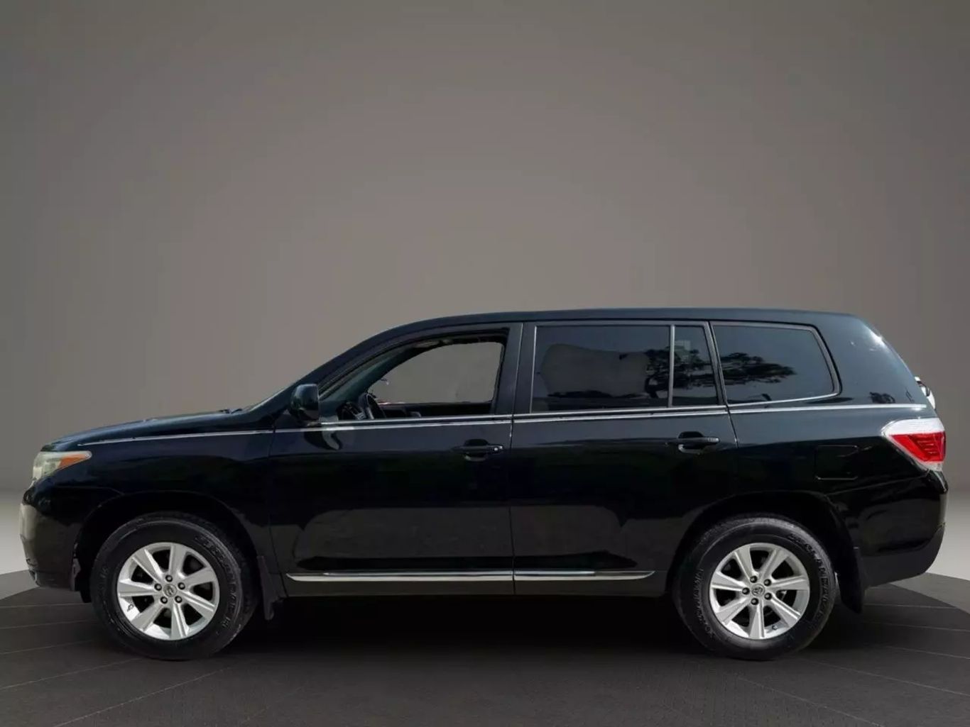 2012 TOYOTA HIGHLANDER SUV 4-CYL, 2.7 LITER SE SPORT UTILITY 4D