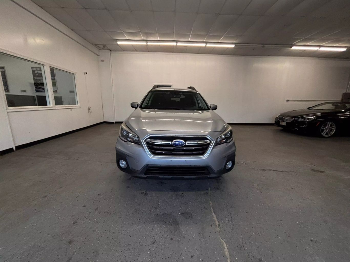 Buy Used 2018 SUBARU OUTBACK WAGON 4-CYL, PZEV, 2.5 LITER 2.5I PREMIUM WAGON 4D Near Me