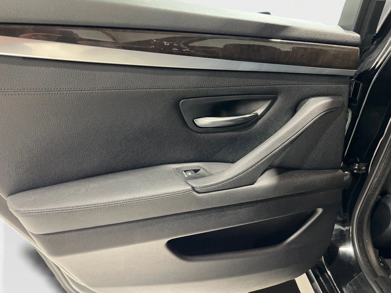 2015 BMW 5 SERIES SEDAN 4-CYL, TURBO, 2.0 LITER 528I SEDAN 4D