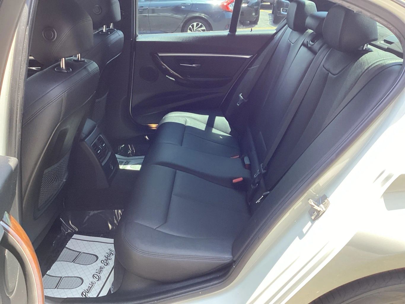 2017 Bmw 3 Series - Image 12