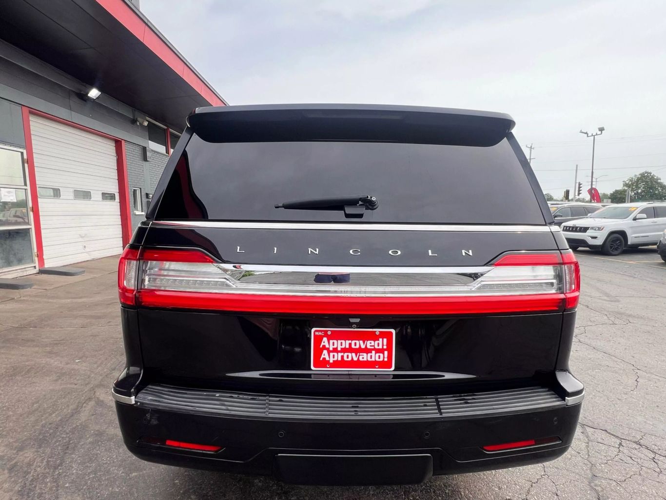 2019 Lincoln Navigator - Image 9
