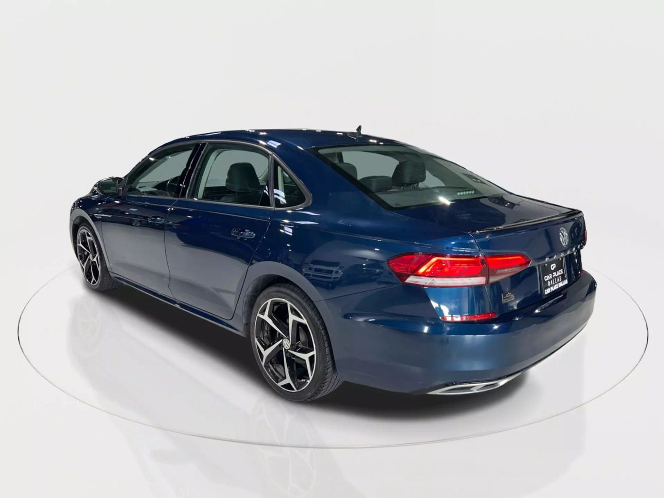 2020 VOLKSWAGEN PASSAT SEDAN 4-CYL, TURBO, 2.0 LITER R-LINE SEDAN 4D